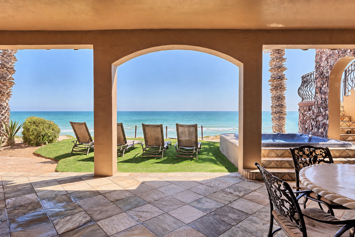 Villa Sevilla ocean-view patio